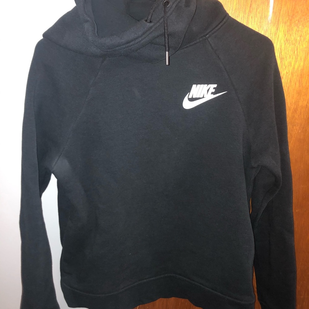 Women’s Nike sweatshirt